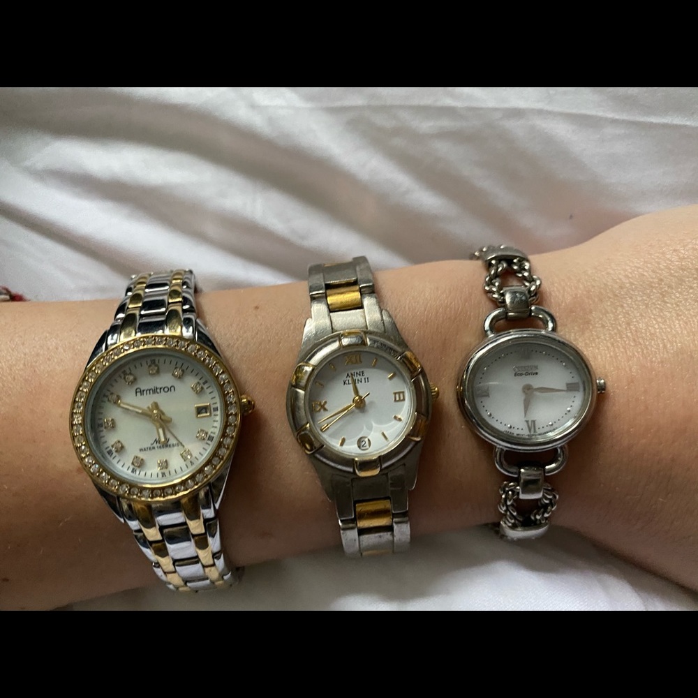 3 women watches :)